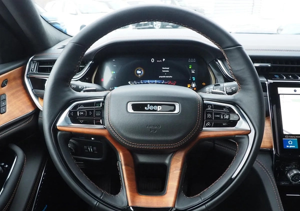 Jeep Grand Cherokee cena 418879 przebieg: 3, rok produkcji 2023 z Jędrzejów małe 137